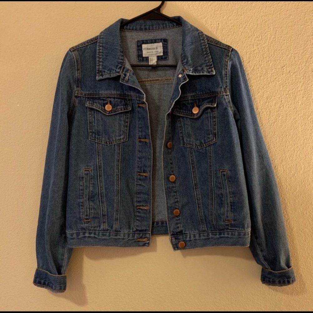 NWOT Forever 21 Sturdy Denim Pocket Jacket